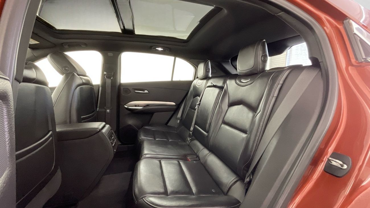 كاديلاك XT4 2.0 PREMIUM LUXURY AUTO 4WD | شامل الضمان | 0 ﺪﻔﻋﺓ ﺃﻮﻟﻯ