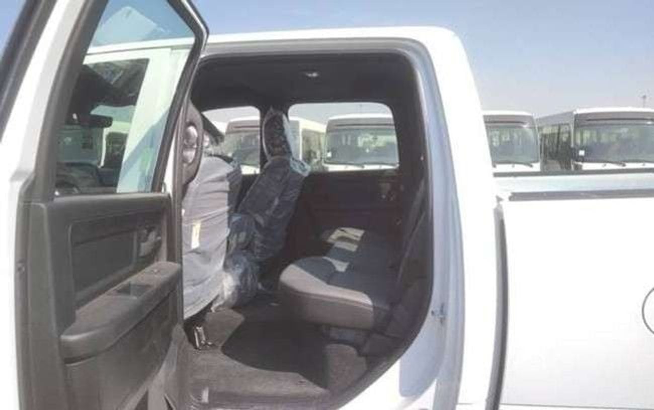 رام 2500 Ram 2500 Crew Cab Tradesman 6.4L 4WD (5-Seater)