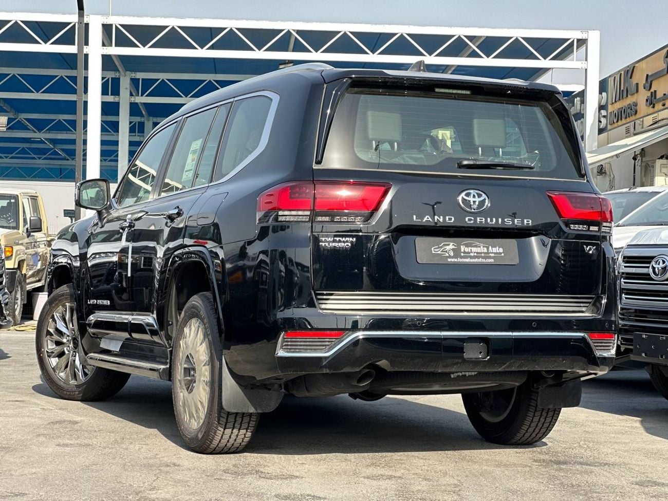 تويوتا لاند كروزر VX 3.3 لتر ديزل أوتوماتيك // 2026 // كاملة المواصفات مع رادار، كاميرا 360 درجة، مقاعد مدفأة ومبردة /