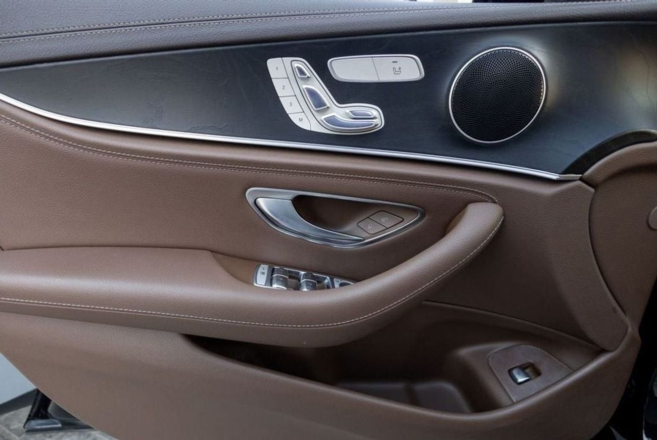 مرسيدس بنز E200 Mercedes-Benz E200 AMG 2017 GCC under Warranty with Flexible Down-Payment.