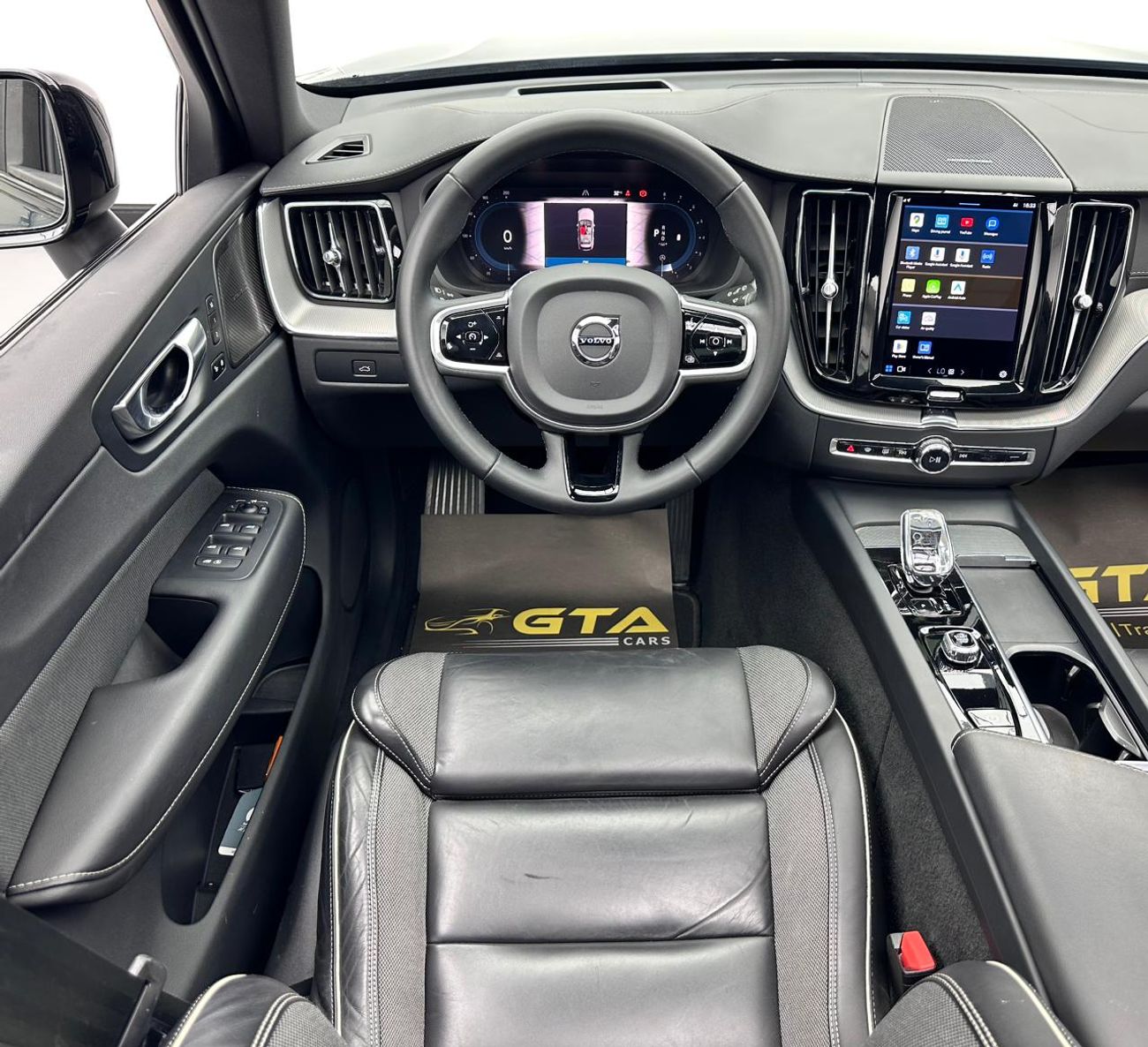 فولفو XC 60 2023 Volvo XC60 B5 Ultimate Dark, May 2028 Volvo Warranty, Volvo Full Service History, GCC