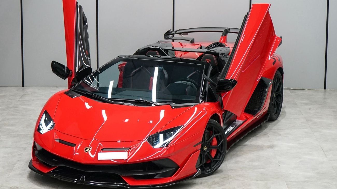 لامبورغيني أفينتادور SVJ 6.5L V12 | European Specs | 8,700 KM | Full Service History