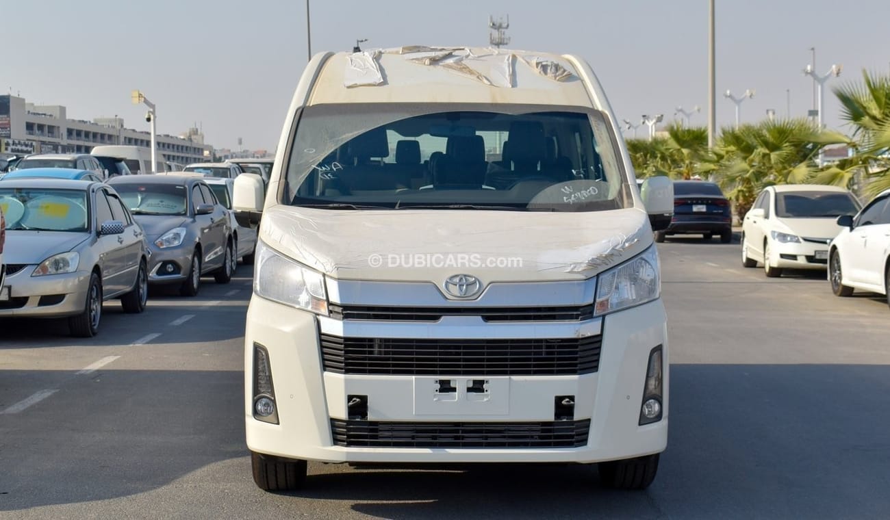 Toyota Hiace TOYOTA HIACE 2.8L Diesel Full Option