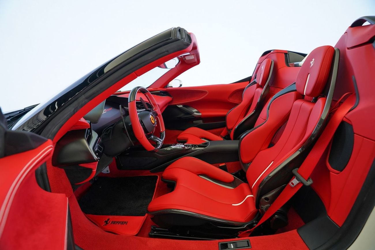 فيراري SF90 سبيدر