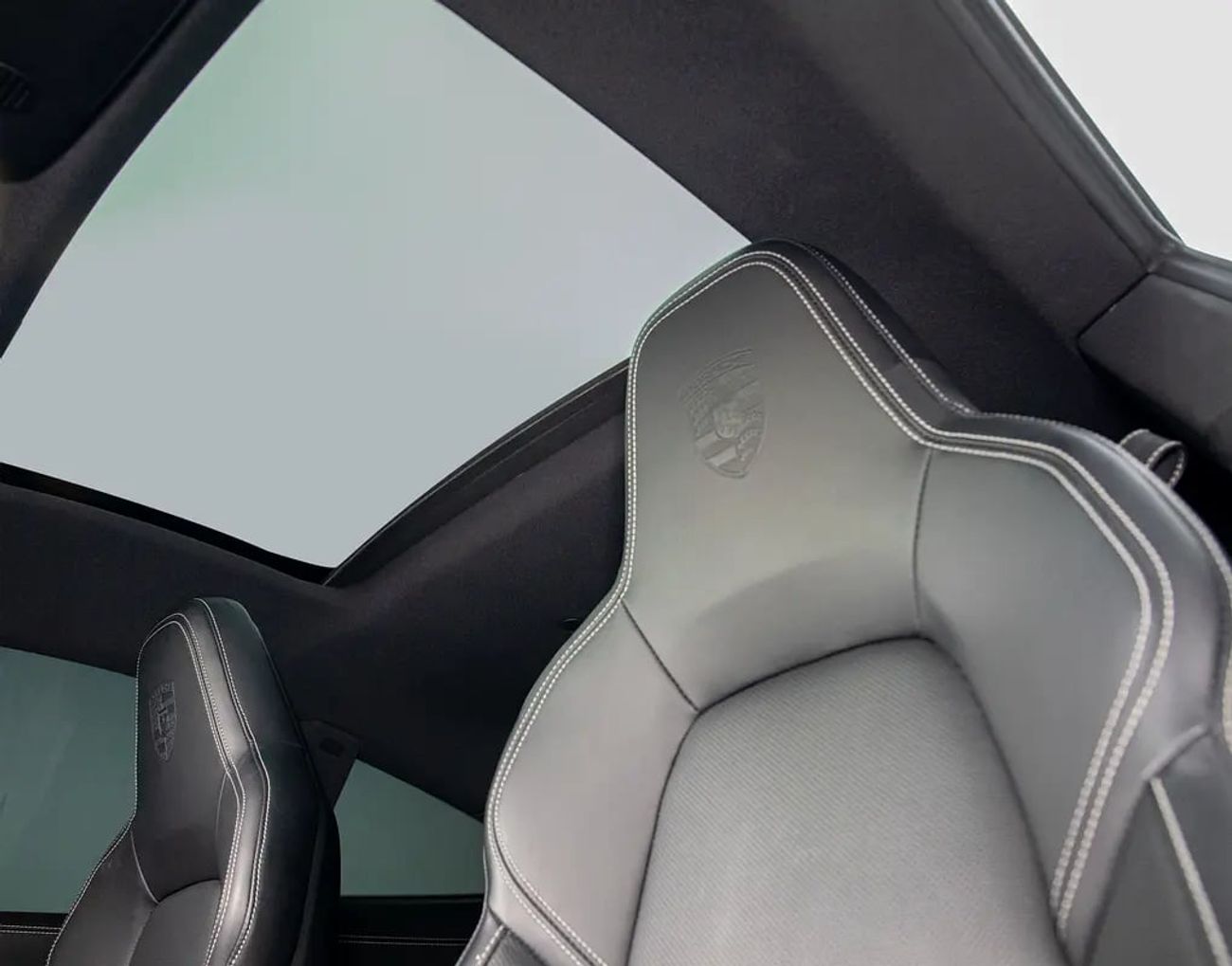 Porsche 911 Carrera GTS 3.0L (450 HP) Coupe