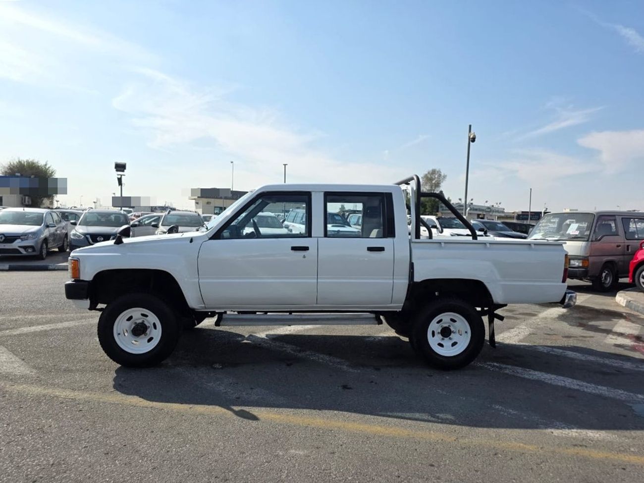 Toyota Hilux TOYOTA HILUX PICKUP RHD 1988 MODEL 2.4 L DIESEL MANUAL(PM76064)