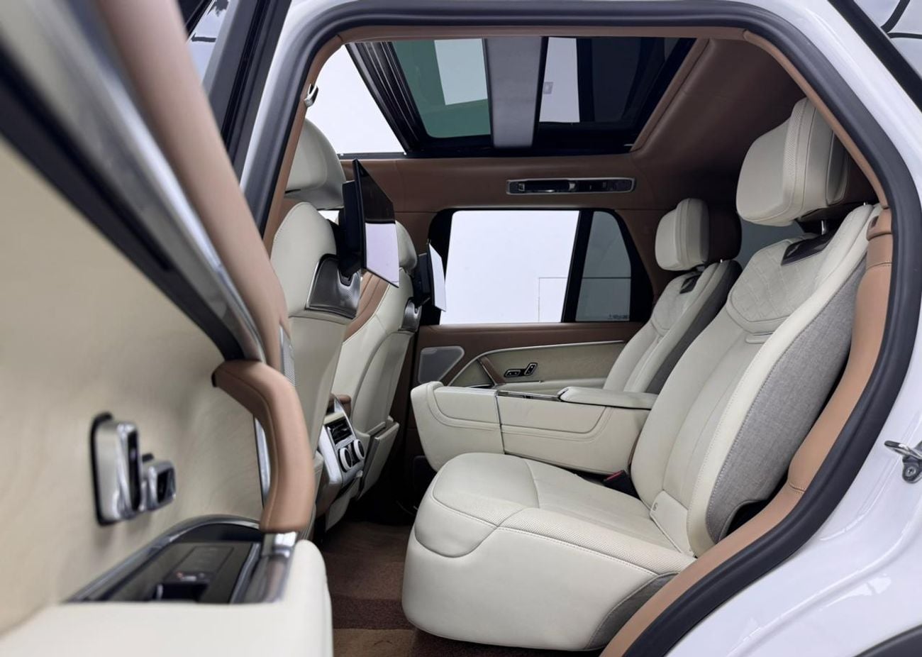 لاند روفر رينج روفر LWB SV P615 4.4L