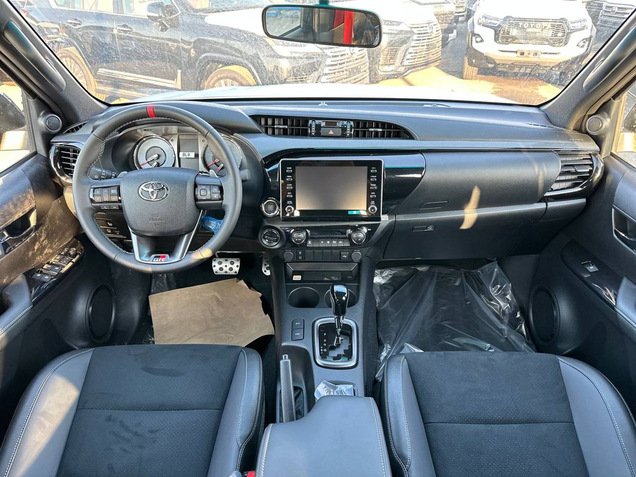 تويوتا هيلوكس GR-S 2.8 لتر 4X4 ديزل أوتوماتيك // 2026 // كاملة المواصفات مع مشغل DVD وكاميرا 360 درجة، ونظام مراقب