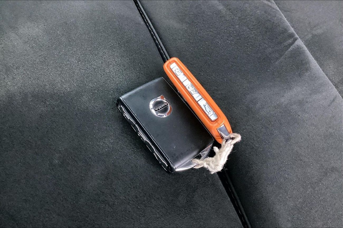 فولفو XC 40 B4 Core | Carnival Sale • UP TO AED 20,000 OFF | شامل الضمان | 0 ﺪﻔﻋﺓ ﺃﻮﻟﻯ