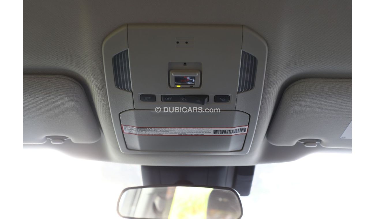 Toyota Highlander 2021 Toyota Highlander 4X4 2.5 LE Hybrid A/T - Black inside black