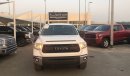 Toyota Tundra 4x4 SR5 5.7L V8