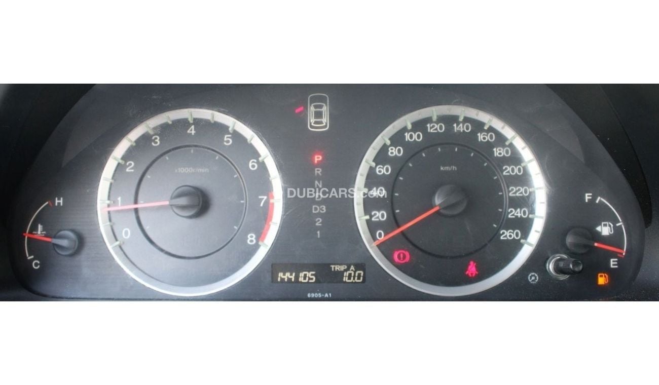 هوندا أكورد هوندا أكورد 2012 خليجي بحالة ممتازة بدون حوادث