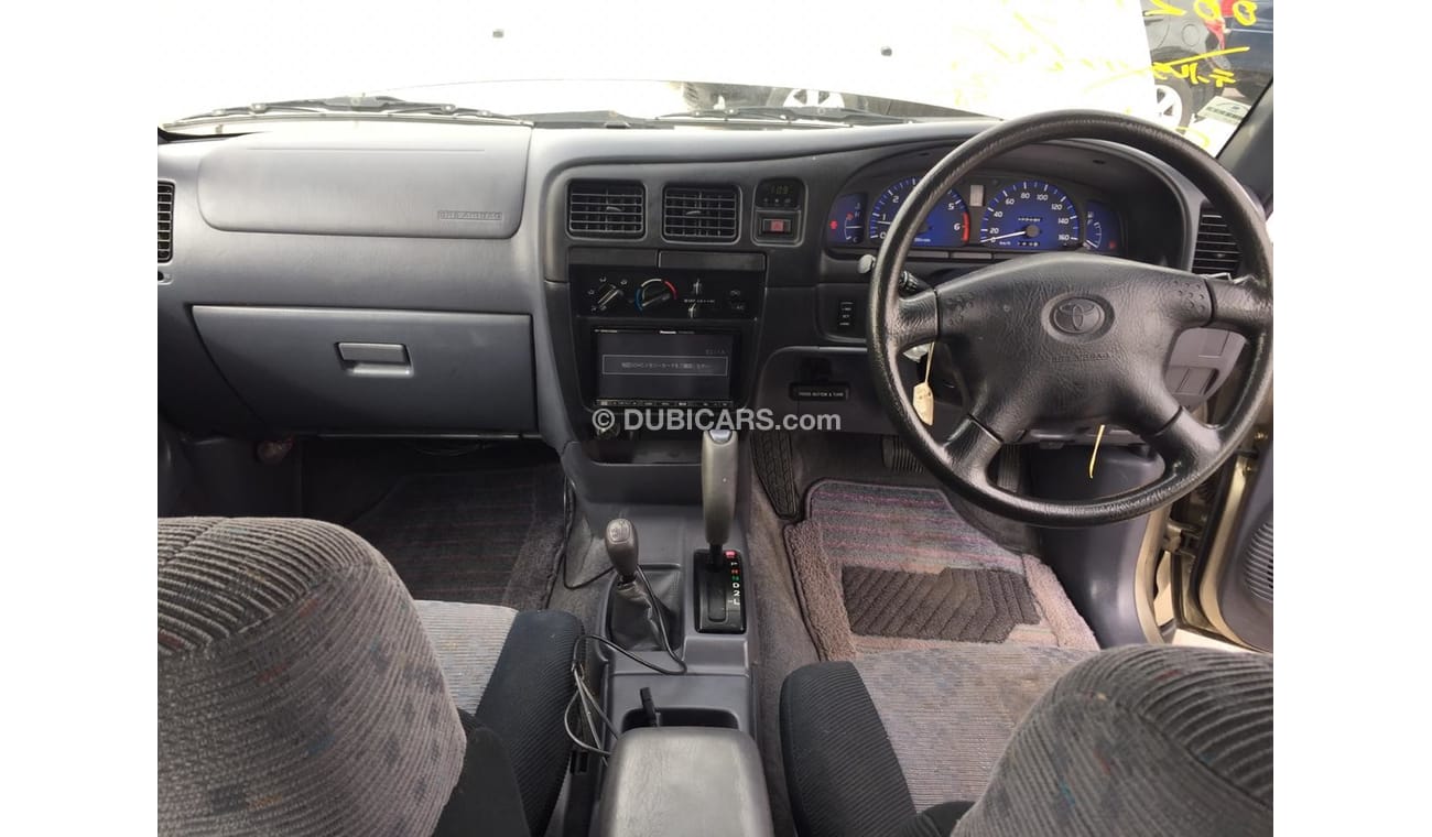 Toyota Hilux Pickup (Double cabin)