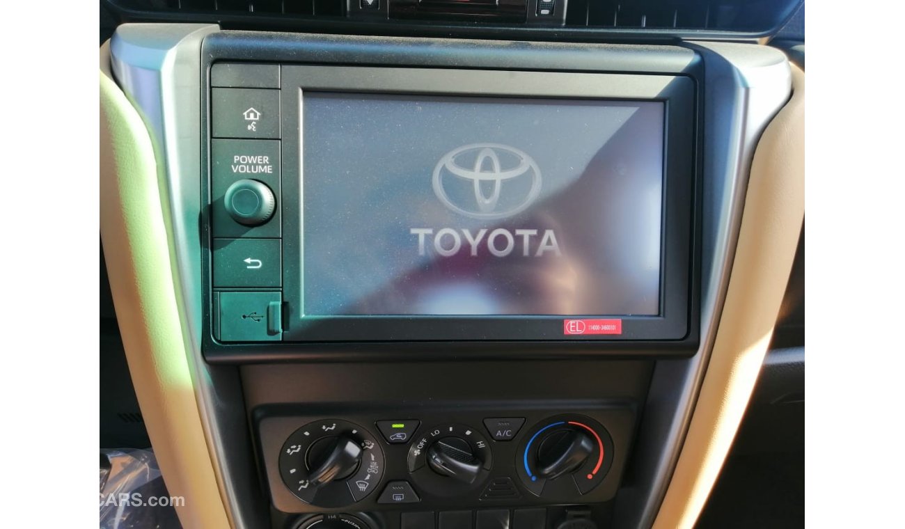 Toyota Fortuner Fortuner WITH SCREEN AND CAMERA