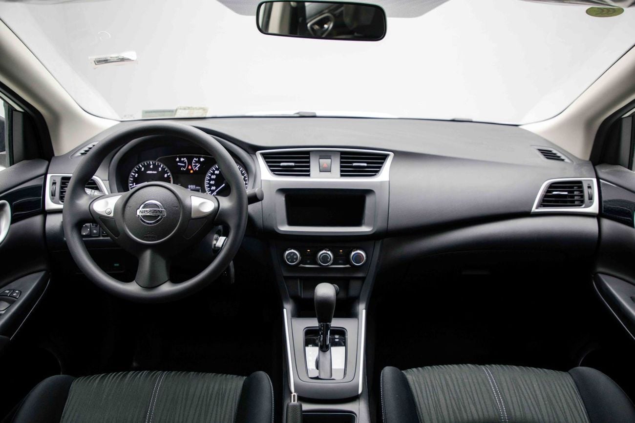 نيسان سيلفي Classic XE 1.6L - White Inside Black | Export Only