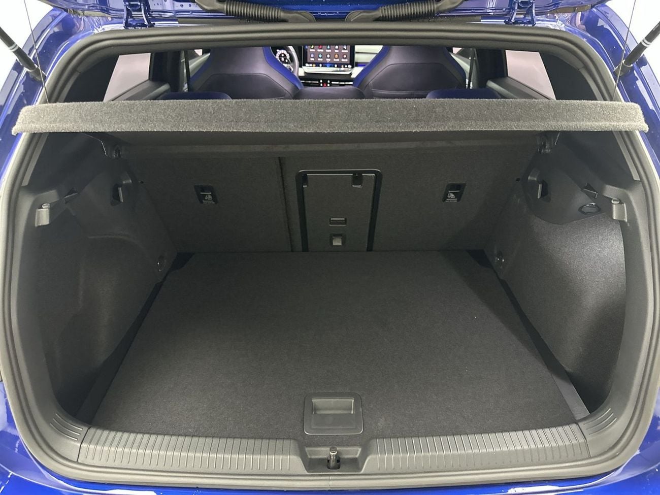 Volkswagen Golf R Golf R 2L | Performance Exhaust | 333 HP | 4Motion AWD | 7-Speed DSG