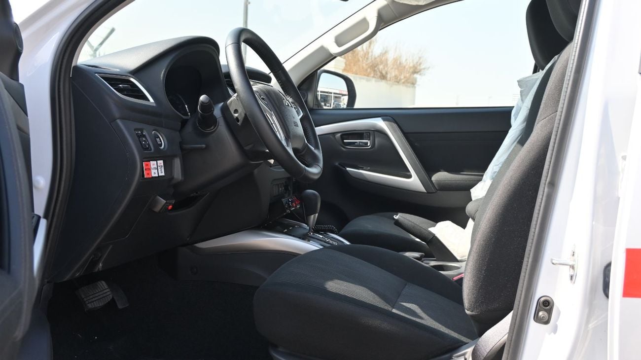 Mitsubishi Pajero MITSUBISHI PAJERO SPORT 2.5L  AMBULANCE 4WD A/T 7 SEATER (2023 MY)