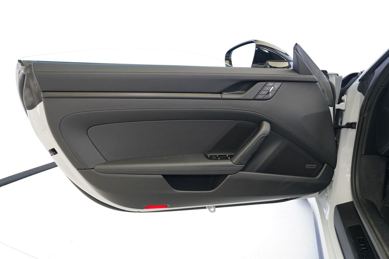 بورش 911 TARGA 4 GTS