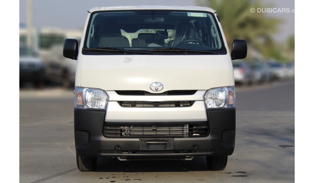 Toyota Hiace 15Seater 2.5L diesel 2019 model with rear A/C available for export.