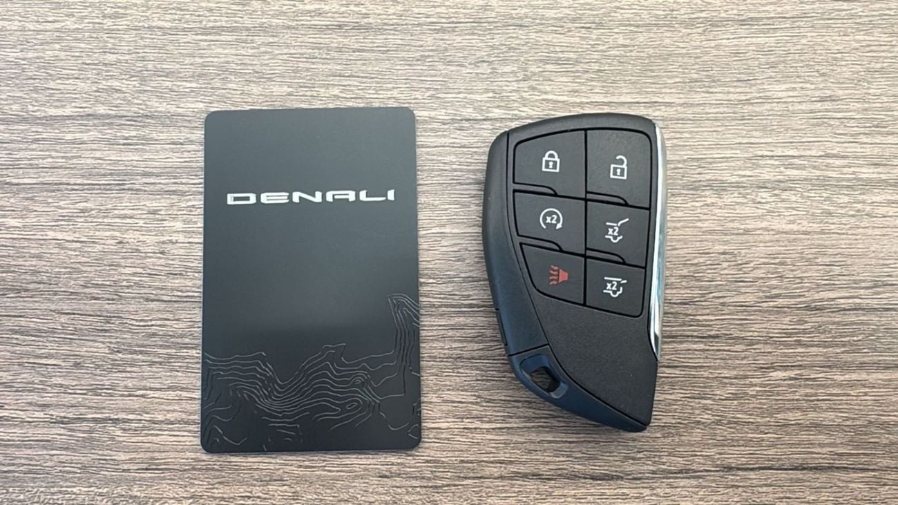 جي أم سي يوكون XL Denali V8 4WD | 2026 | 5 Years Warranty & Contract Service