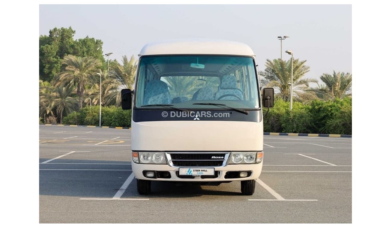 ميتسوبيشي روزا 2019 | Long Body 26 Seater | Manual Transmission - Diesel | GCC - Book Now
