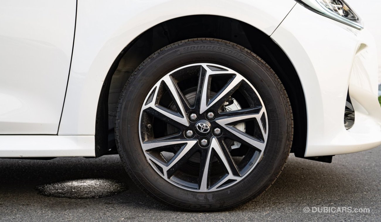 Toyota Yaris HATCHBAC 2022 model 1.5L