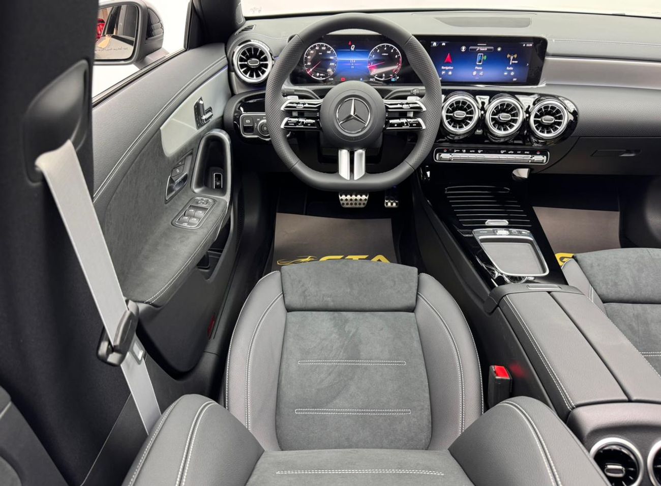 مرسيدس بنز CLA 200 2026 Mercedes-Benz CLA 200 AMG Night Package, 2030 Mercedes Warranty, GCC