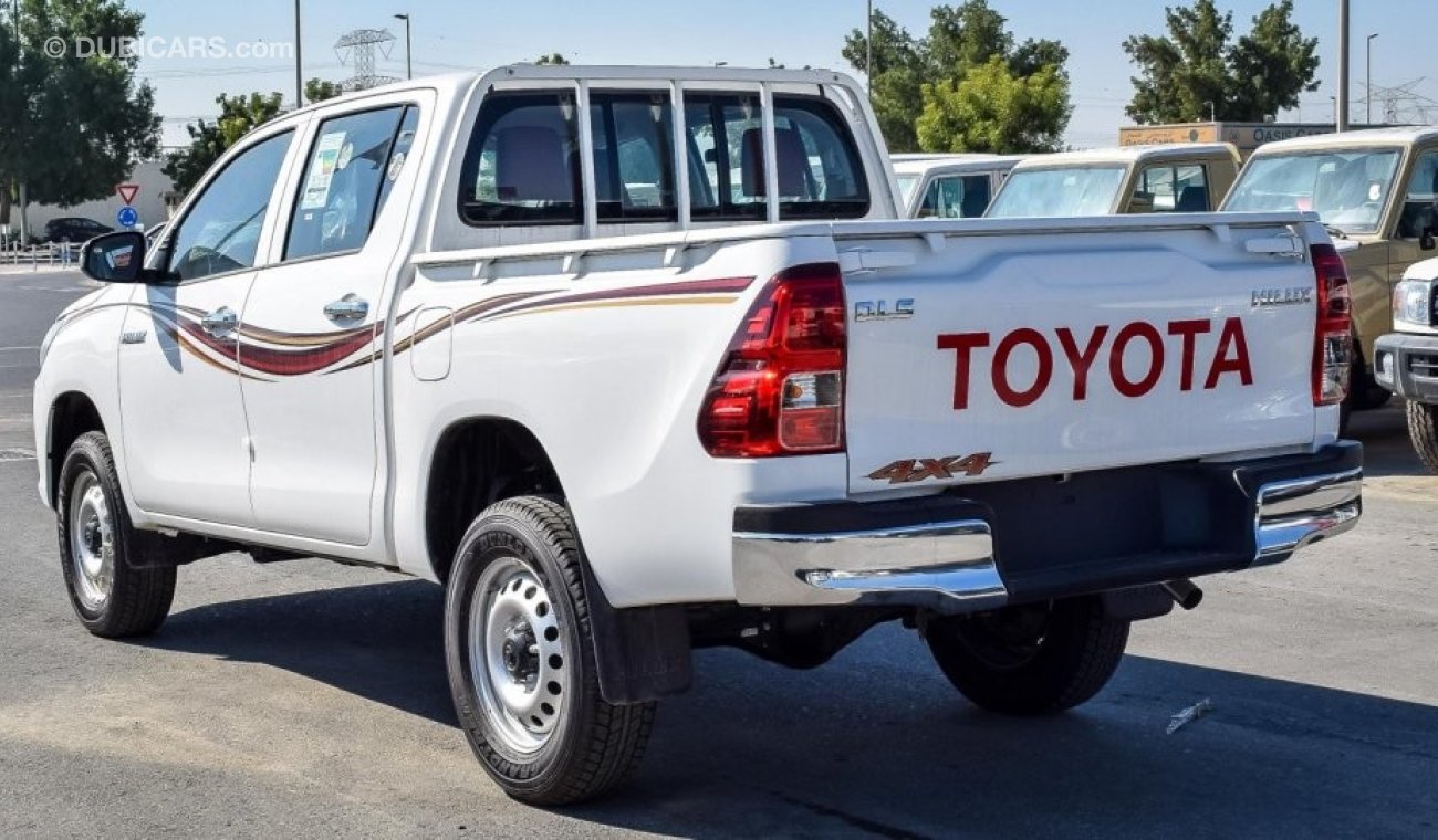 تويوتا هيلوكس 2.4 لتر دبل كبينة - ديزل Toyota Hilux DLS