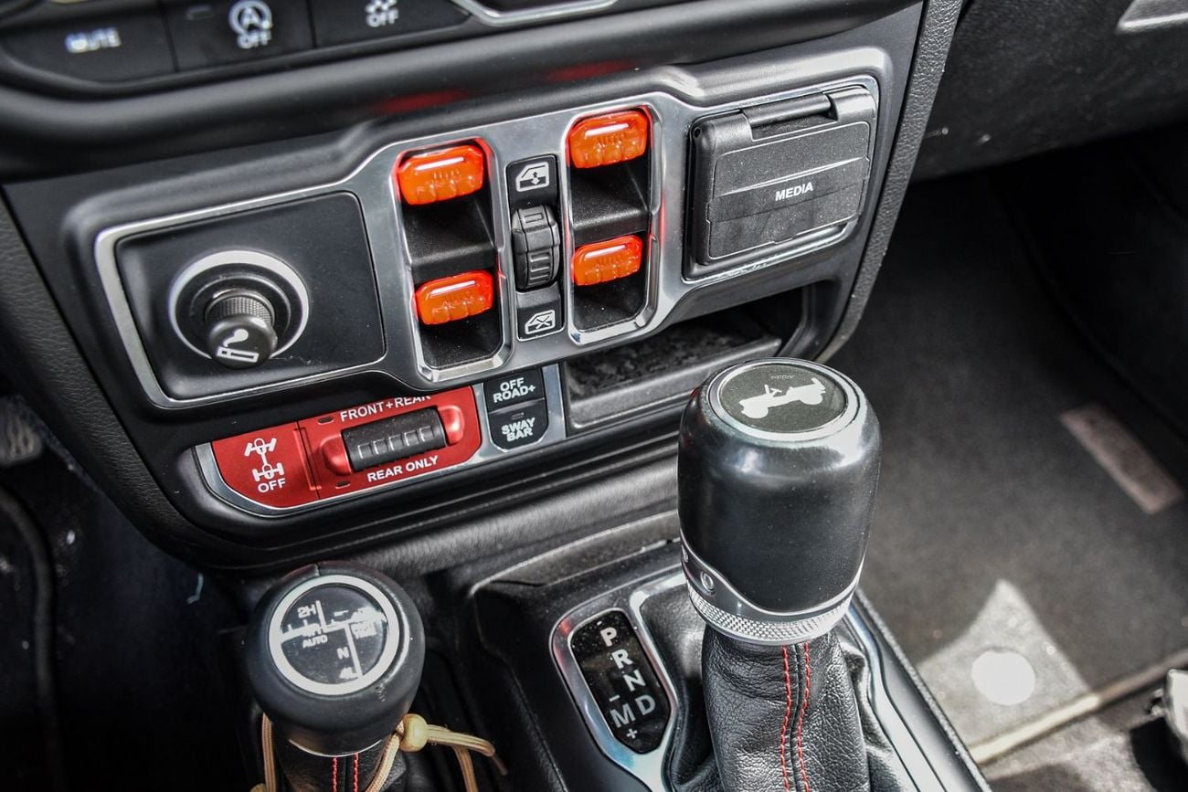 Jeep Wrangler Unlimited Rubicon 2.0L A/T