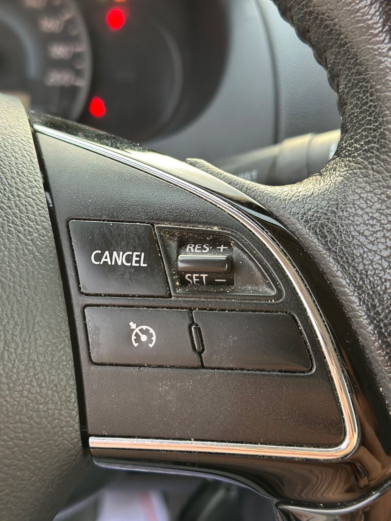 Mitsubishi Attrage GLX