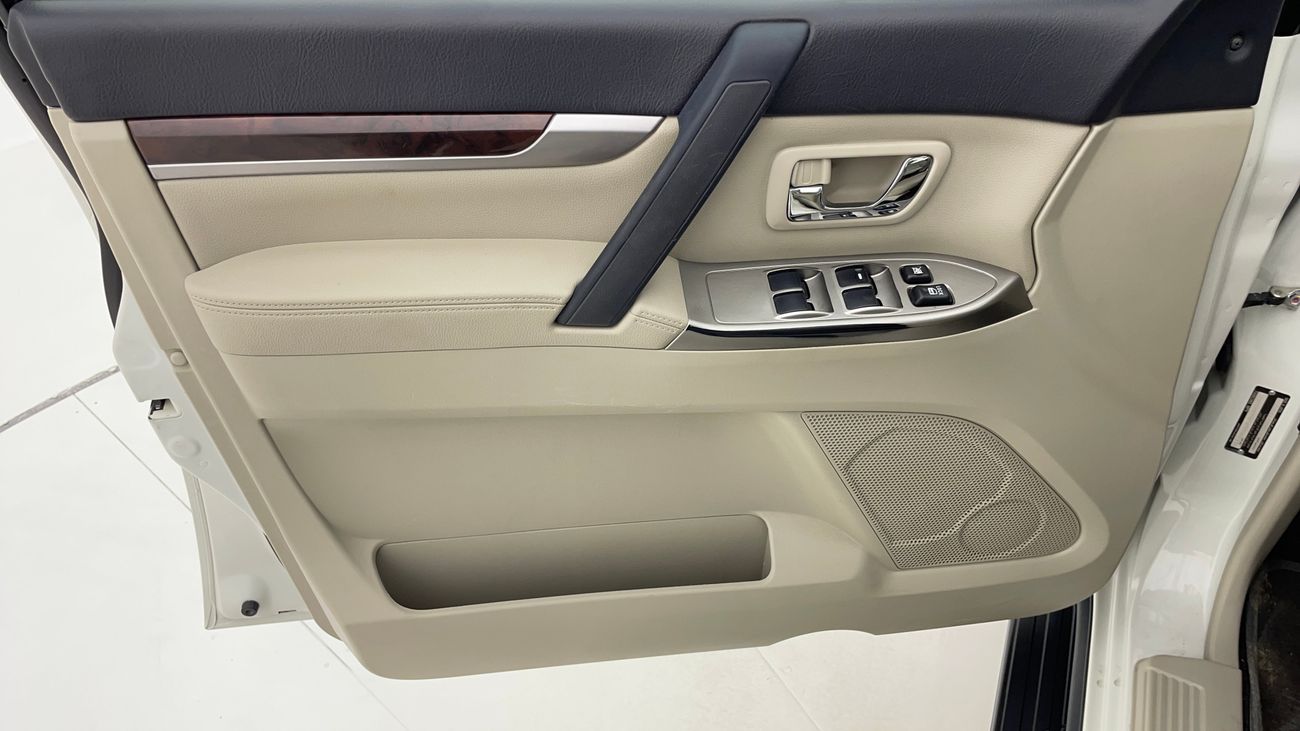 Mitsubishi Pajero GLS HIGHLINE 3 | Zero Down Payment | Free Home Test Drive