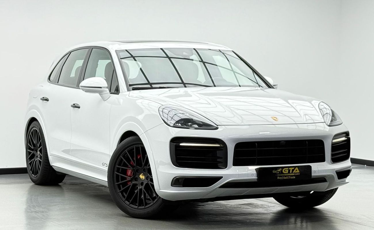 Porsche Cayenne GTS 4.0L (460 HP) 2021 Porsche Cayenne GTS, Warranty, Full Porsche Service History, Excellent Condit