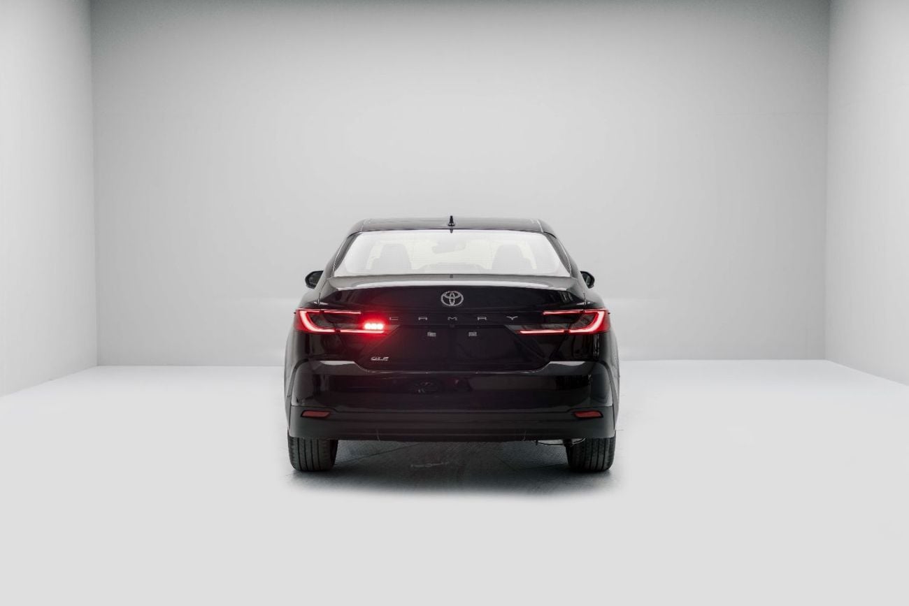 Toyota Camry GLE 2.5L - NETURAL BLACK INSIDE TAN | EXPORT ONLY