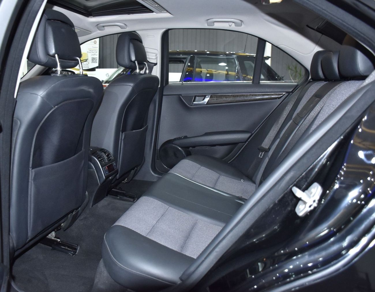 مرسيدس بنز C 230 EXCELLENT DEAL for our Mercedes Benz C230 ( 2008 Model ) in Black Color GCC Specs