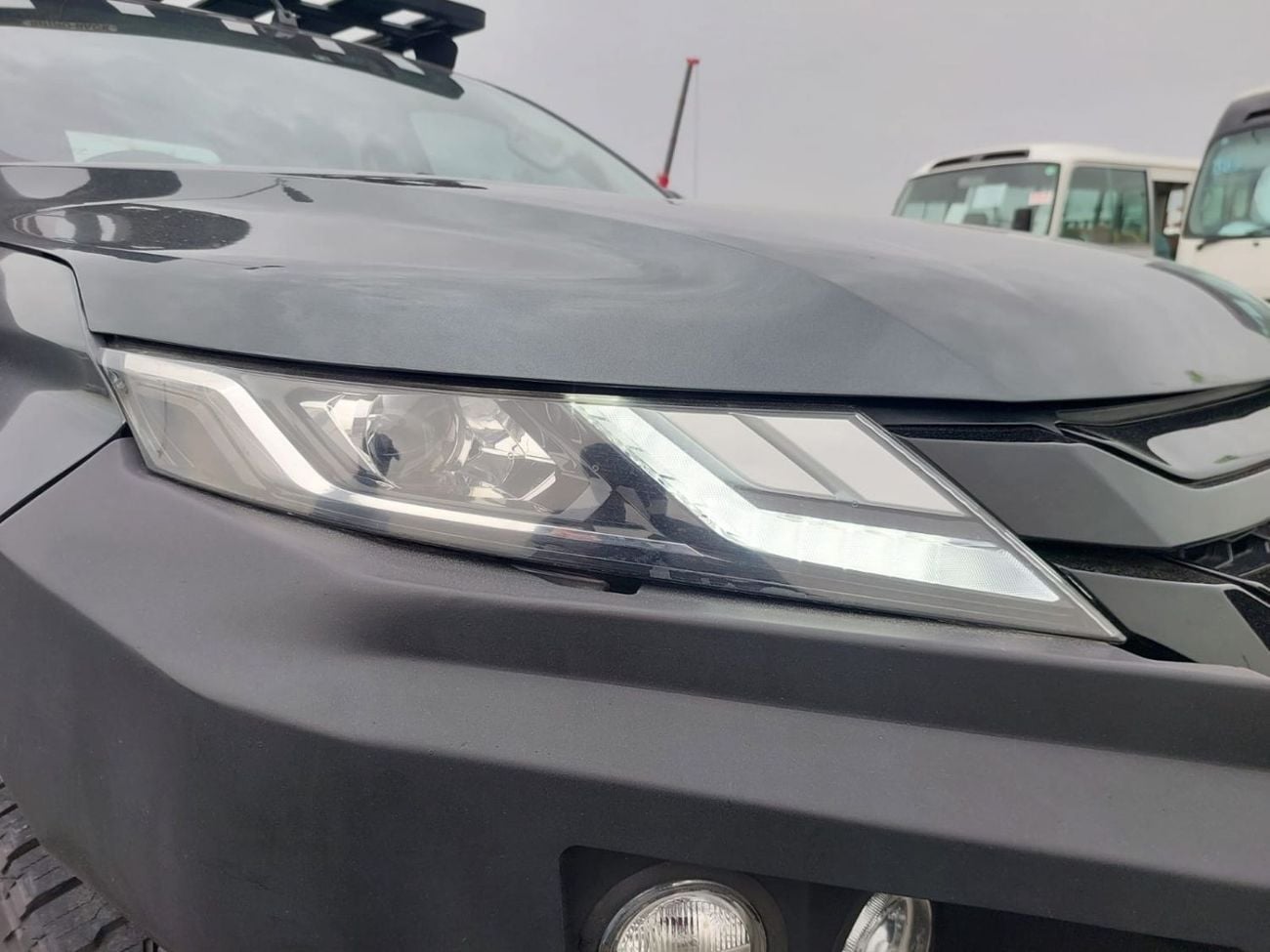 ميتسوبيشي تريتون MITSUBISHI TRITON PICKUP RHD 2020 MODEL 2.4 L DIESEL AUTOMATIC(PM04983)