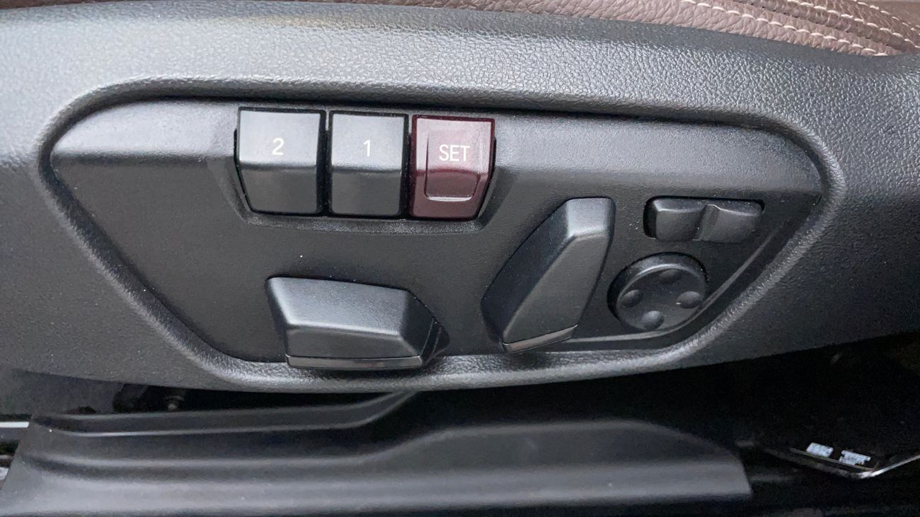 بي أم دبليو X1 2 2000