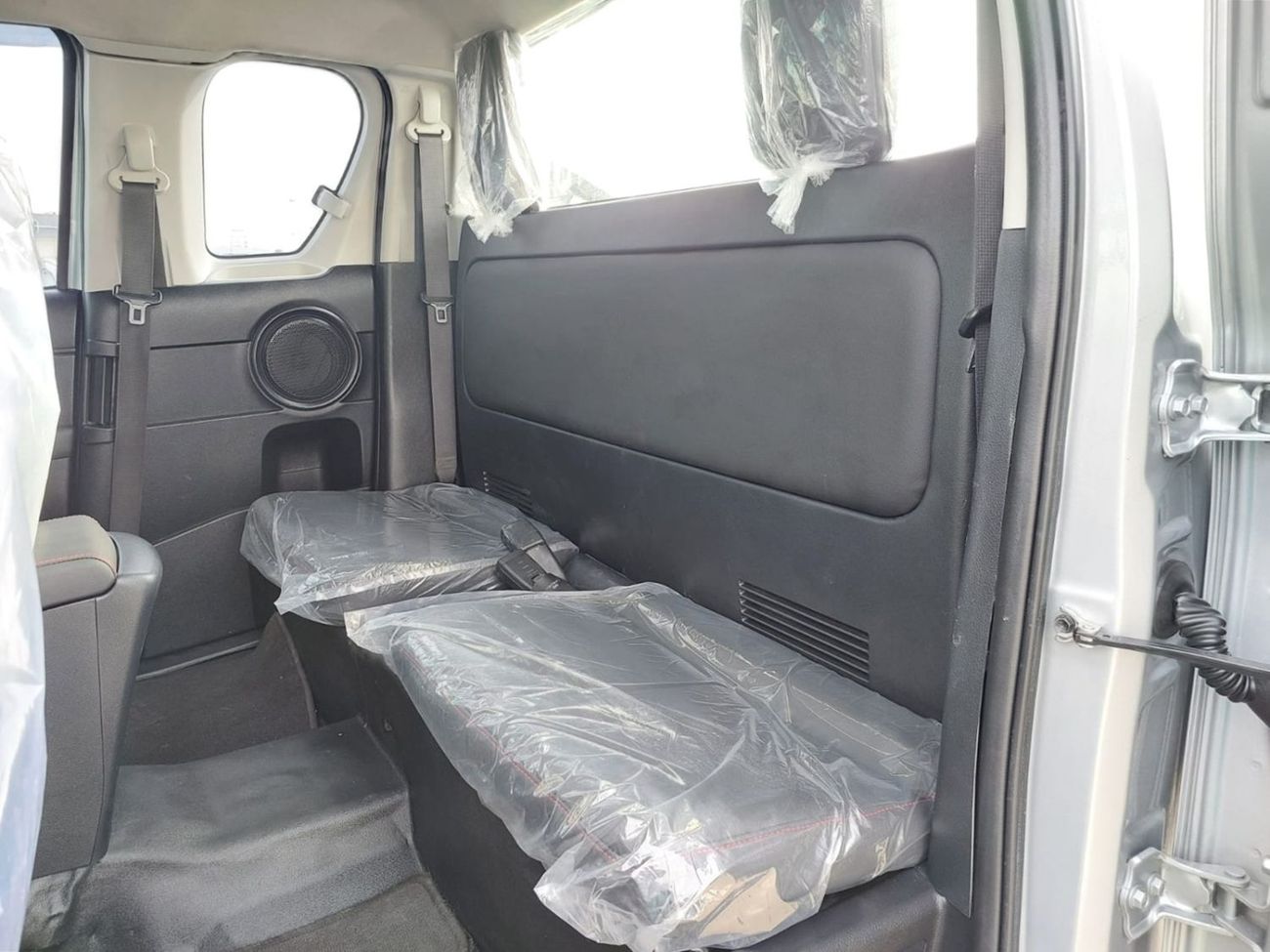 Toyota Hilux TOYOTA HILUX GR PICK UP RHD 2019 MODEL 2.8 L DIESEL AUTOMATIC(PM67606)