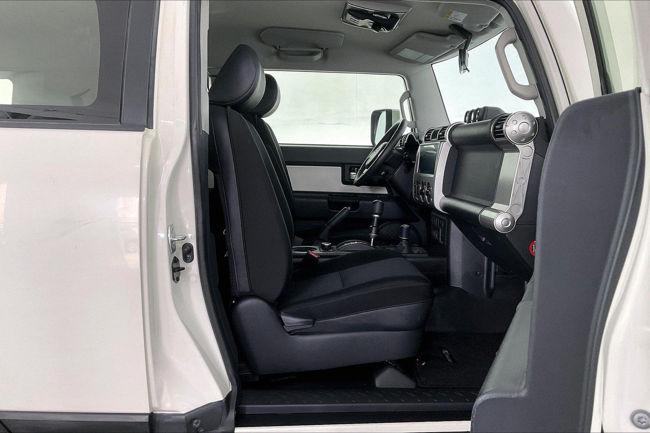 تويوتا إف جي كروزر GXR | شامل الضمان | 0 ﺪﻔﻋﺓ ﺃﻮﻟﻯ