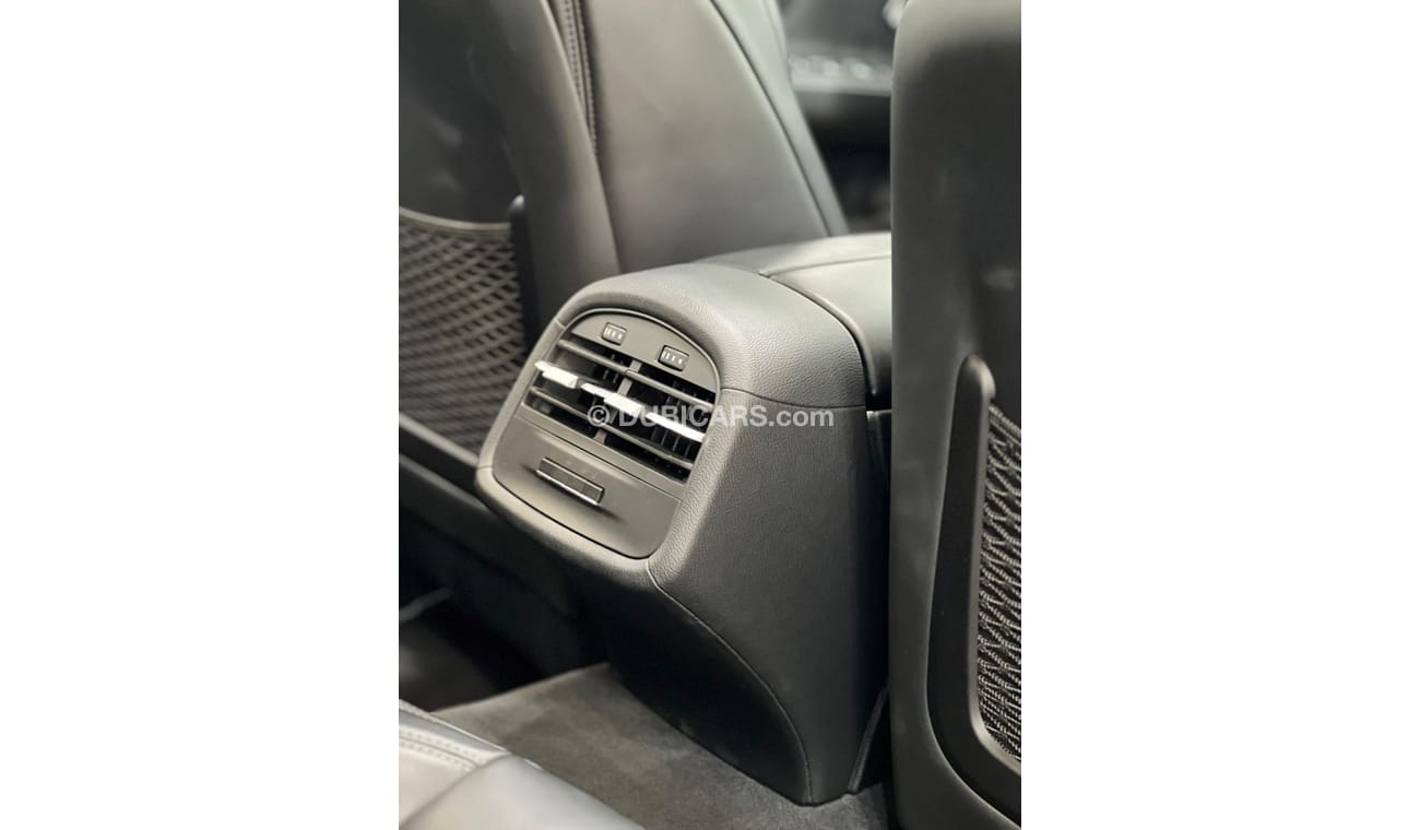 Maserati Ghibli 2019 Maserati Ghibli GranLusso, Warranty, Full Maserati Service History, Excellent Condition, GCC