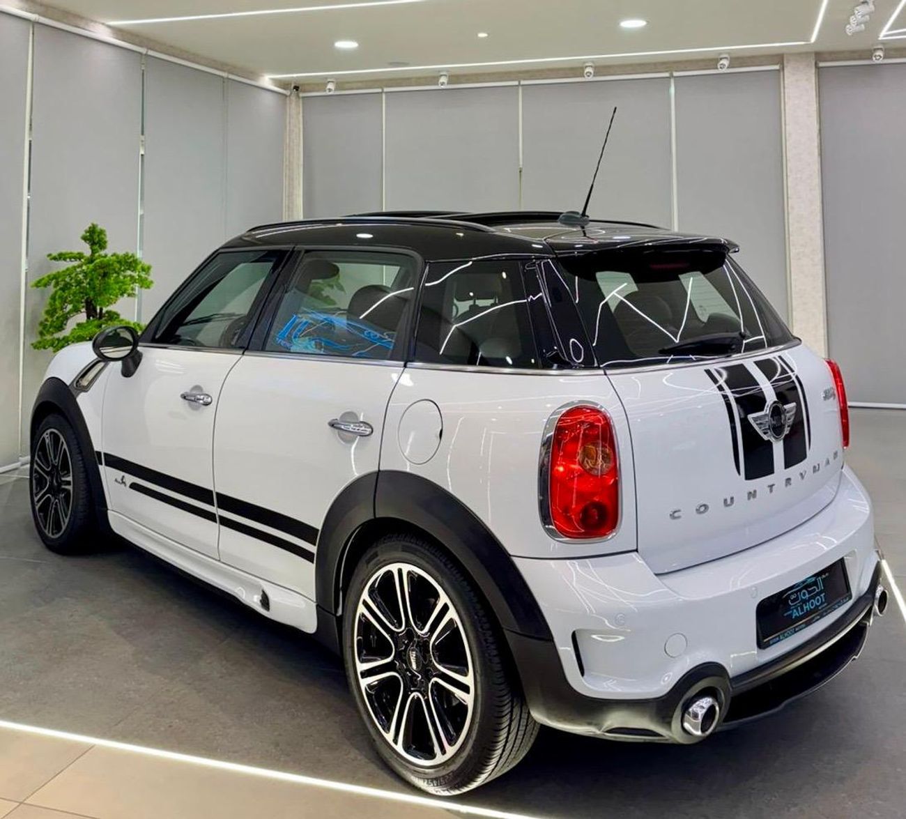 Mini John Cooper Works Countryman UNIQUE Mini COUNTRYMAN JOINS COOPER WORKS || ACCIDENT FREE || GCC || PANORAMIC ROOF