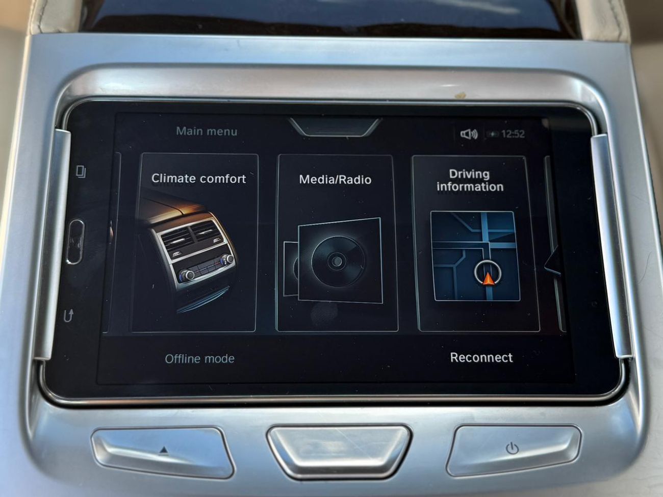 BMW 740Li Std 3.0L 1567 AED Monthly II BMW 740IL II 0% Down Payment II Still Under Warranty to 2027