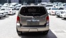 Nissan Pathfinder SE