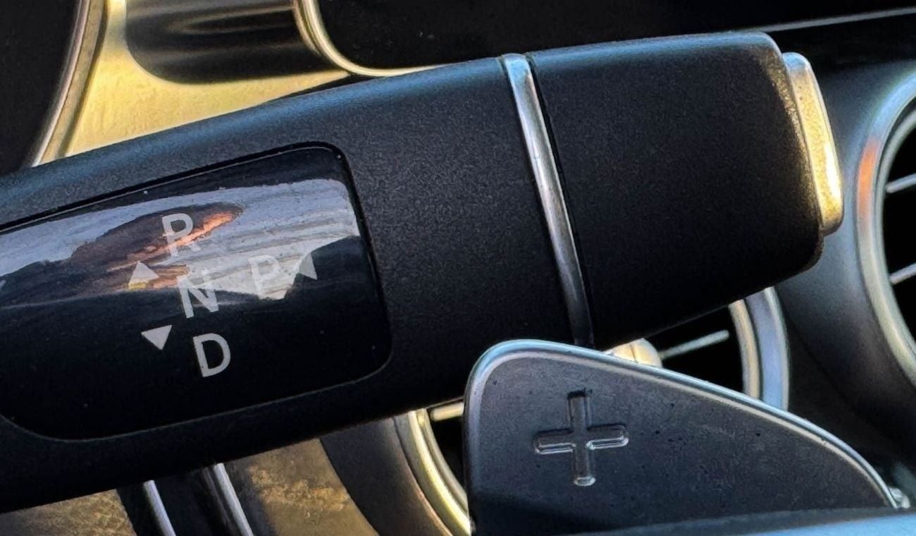 مرسيدس بنز C 200 Mercedes C200 2019 2.0 L GCC, original paint accident-free in excellent condition, 1794 P.M