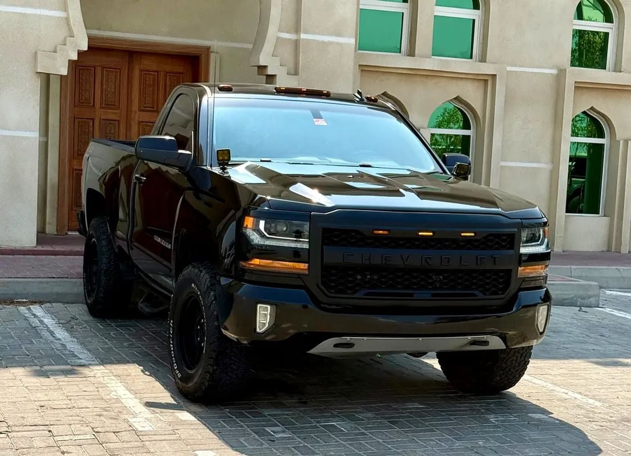 Chevrolet Silverado شيفروليه سيلفرادو Z71 خليجي Silverado LT - GCC Specs