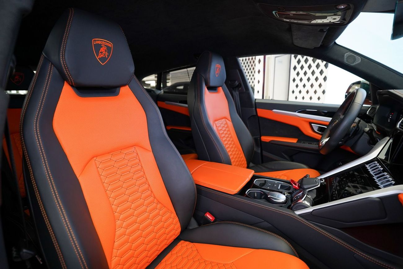 Lamborghini Urus STD 4.0T V8