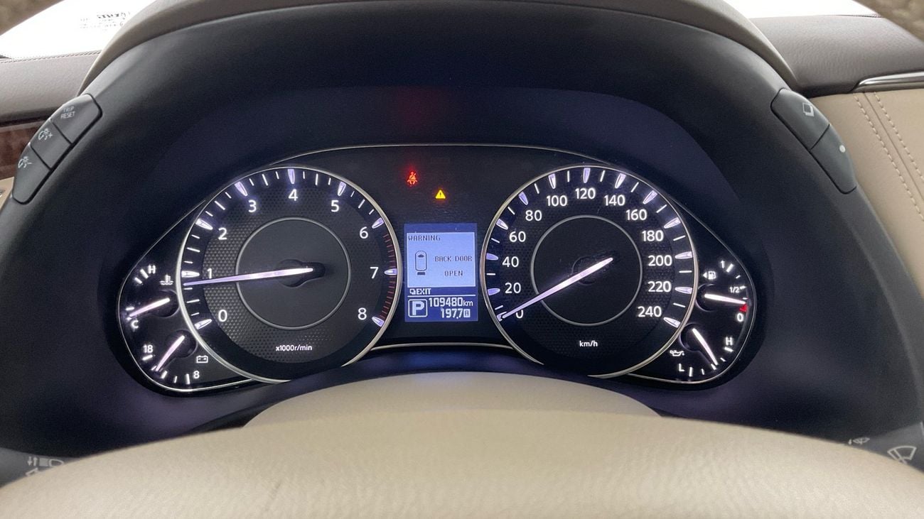 نيسان باترول 4.0 V6 SE T2 4WD AUTO | شامل الضمان | 0 ﺪﻔﻋﺓ ﺃﻮﻟﻯ