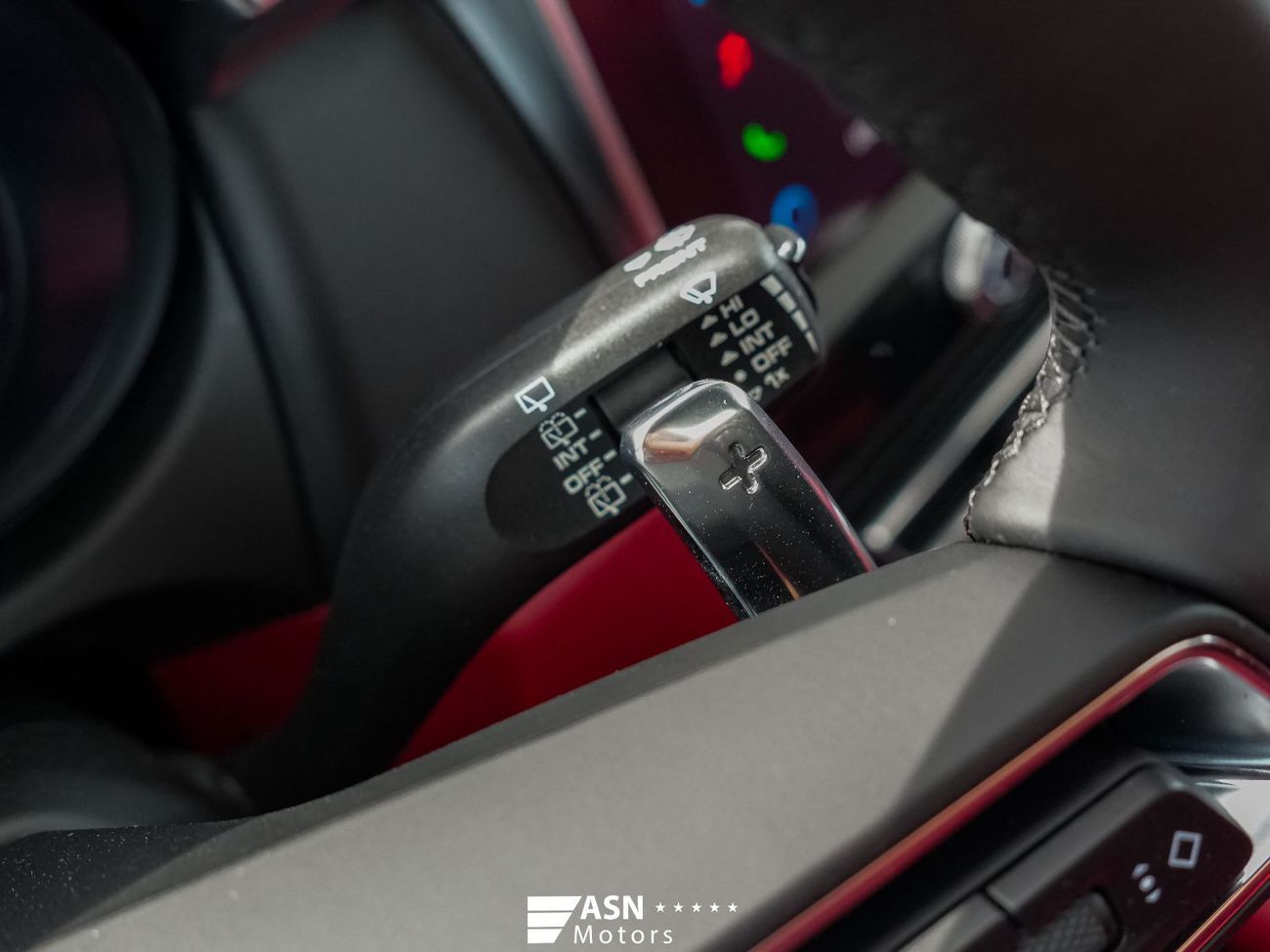 بورش ماكان Pursuing Dreams Edition 2025 2.0 Turbo (Export Price)