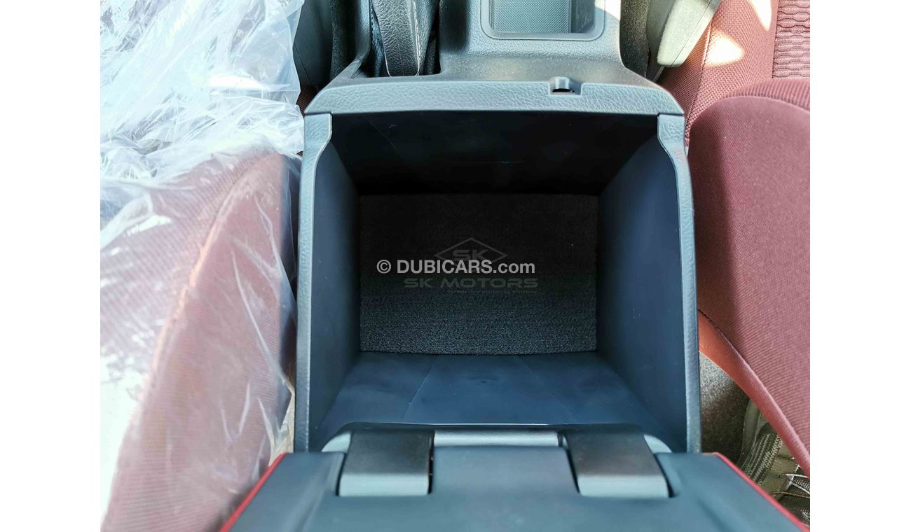 Toyota Hilux 2.4L DIESEL, 17" TYRE, 4WD, TRACTION CONTROL, XENON HEADLIGHTS (CODE # THBS02)