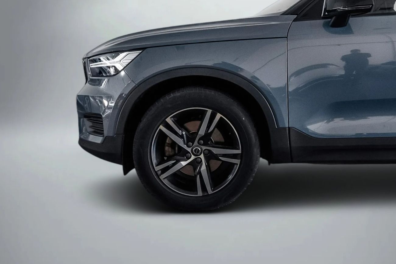 Volvo XC40 T4 R Design 2.0L