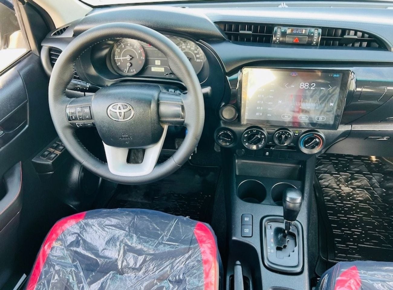 Toyota Hilux Toyota hilux 2020 v4 adventure LHD